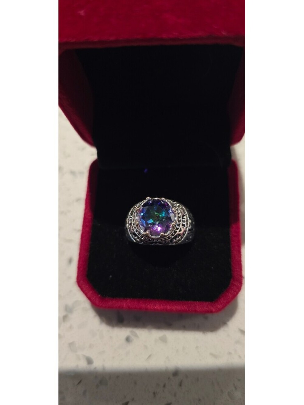 Silver ring with Mystic Topaz round stone sz8 in s925